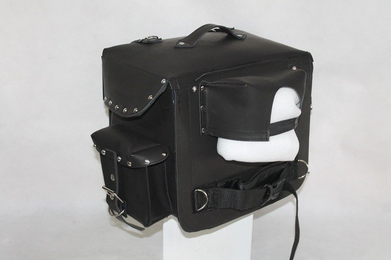 Alforja para Respaldo con Broche de Lujo Negra (23 L)