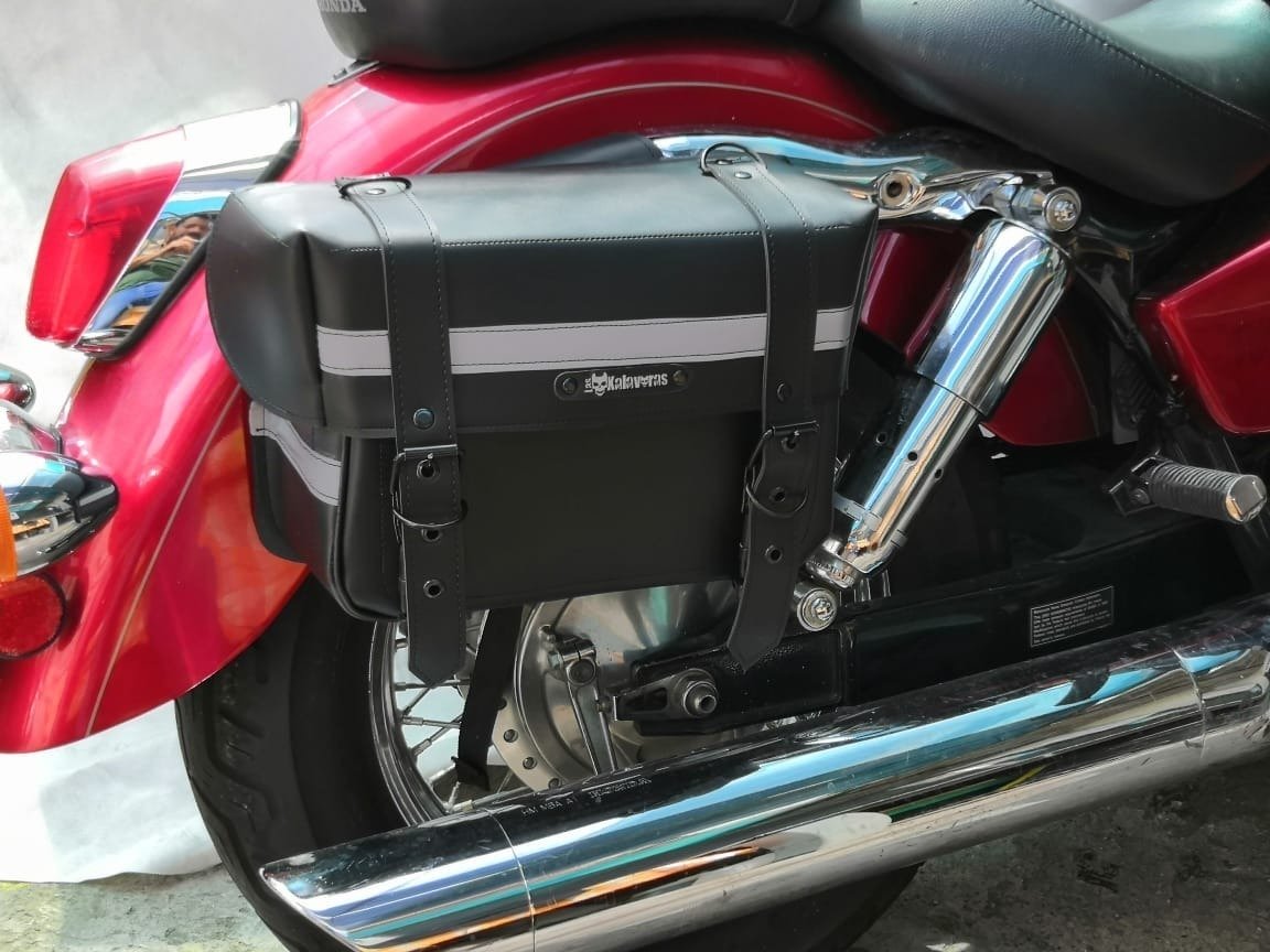 Alforjas Modelo B + Portaherramientas (24 L) - NEGRO C/REFLEJANTE
