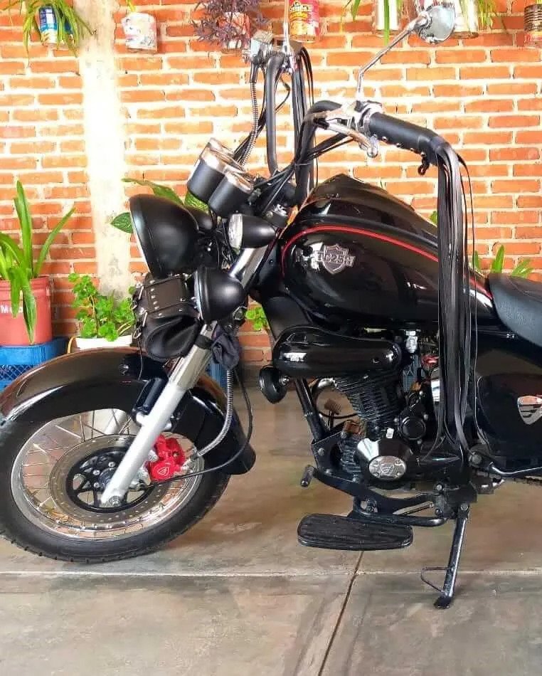 Barbas Bordadas Cubre Puños 70 cm (par) Bordada cruzskull3 / Negro