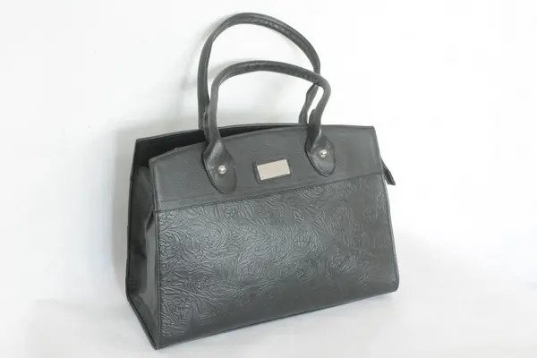 Bolso de Piel 100% Negro