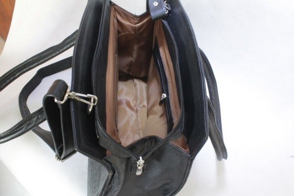 Bolso de Piel 100% Negro