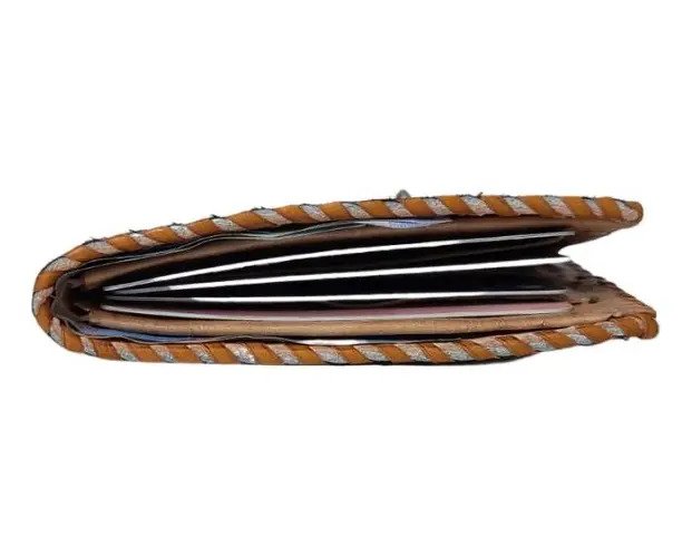 Cartera Artesanal de Piel con Pelo de Vaca