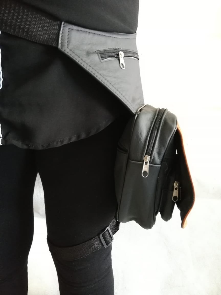 Piernera de Piel Equipada - Negro / Negro