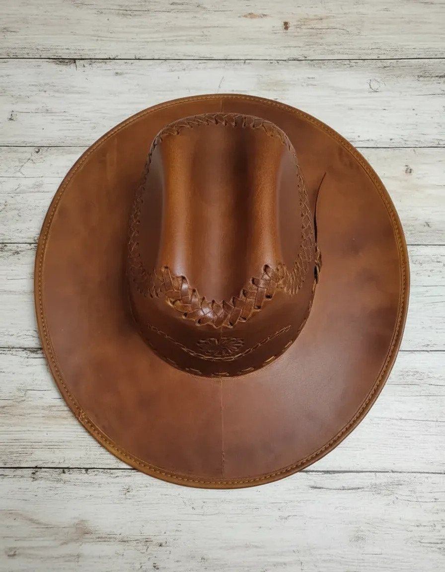 Sombrero de Piel de Res Artesanal - Café - Liso Piel Claro - Estrella